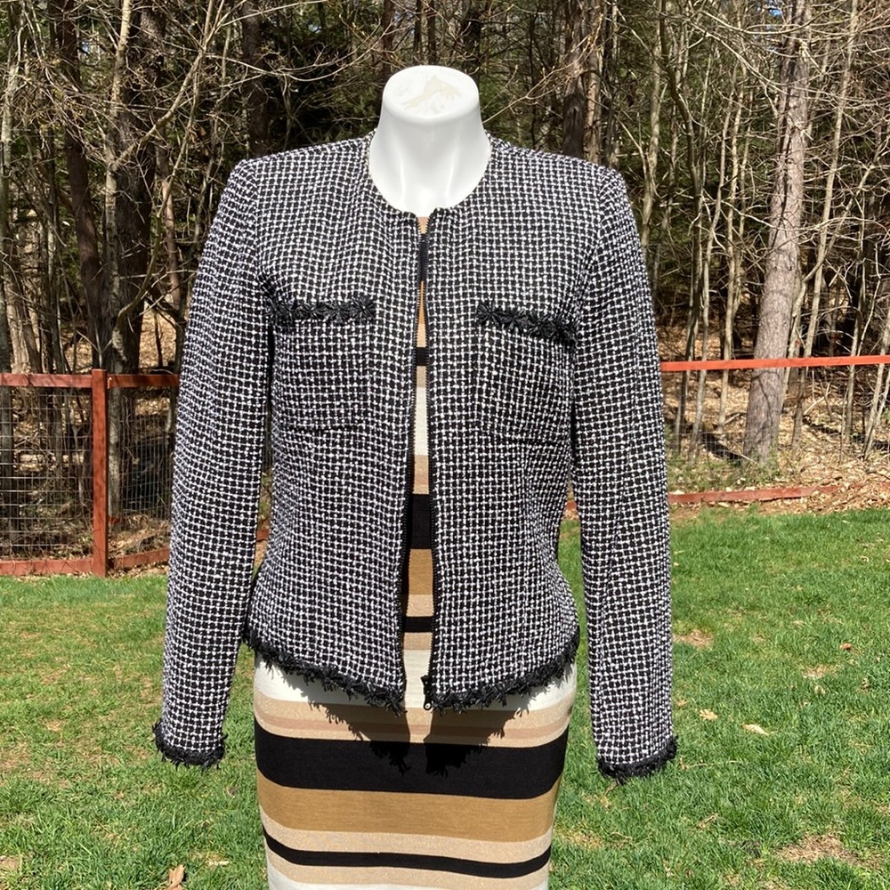 Anthracite zipper or open black and white bouclé jacket with liner size 6